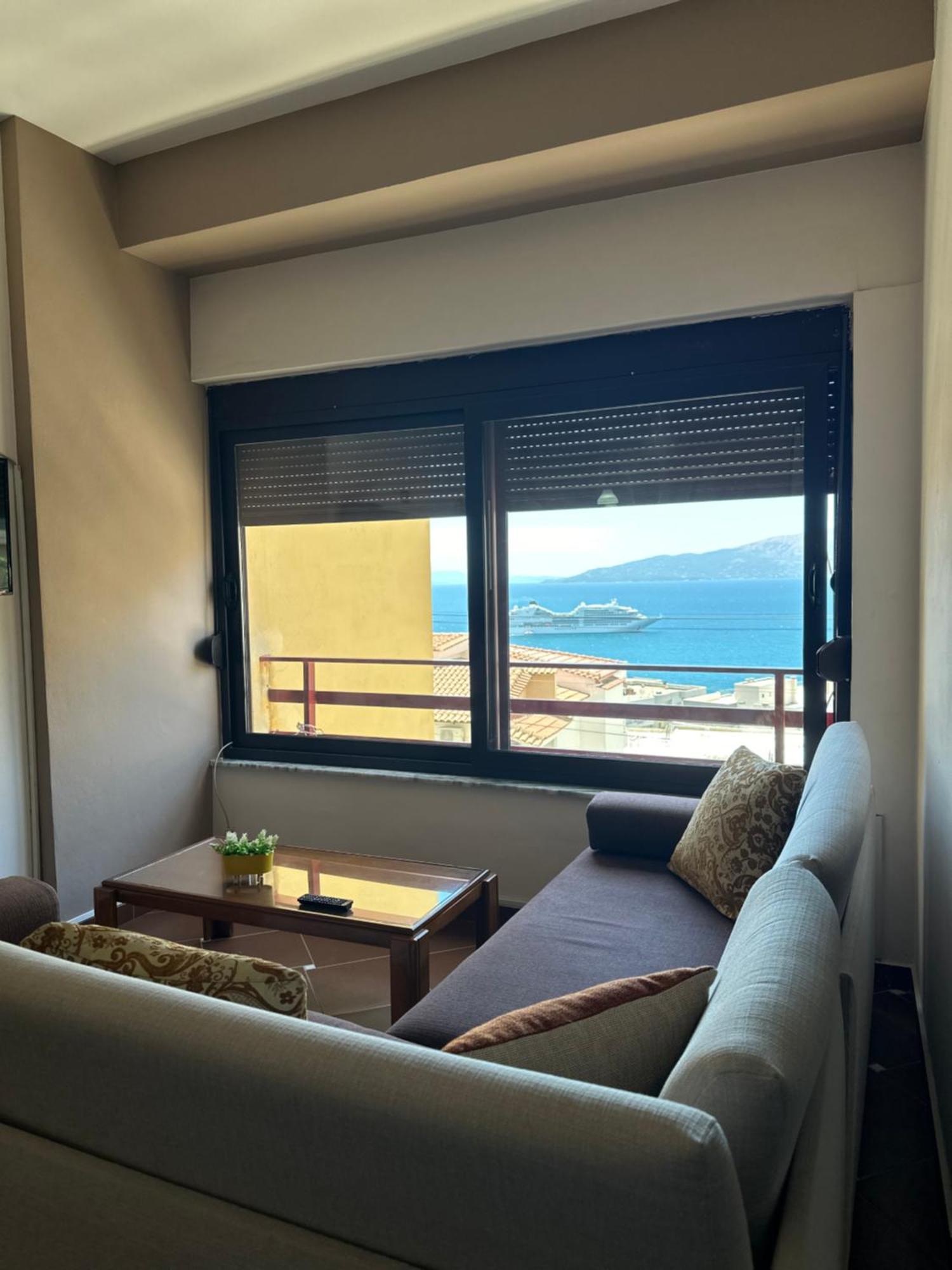 Megrooms Sarandë Esterno foto